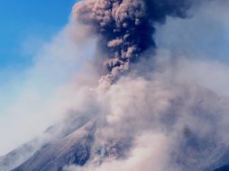 El coloso tuvo al menos 20 horas de fase eruptiva, después de ello regresó a los parámetros considerados normales.  EFE / E. Biba