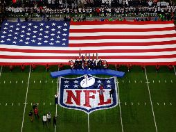 La cantante Pink entonó el himno nacional estadounidense. AFP/R. Carr