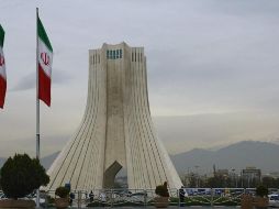 Los guardias lograron evitar que el hombre llegara hasta la segunda puerta de seguridad de la sede presidencial. TWITTER