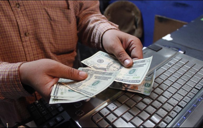 Destacan que el crecimiento del ingreso de México por remesas contribuyó a mejorar los niveles de vida y de gasto de los hogares receptores. EL INFORMADOR / ARCHIVO