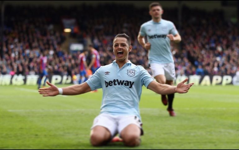 Javier Hernández afirmó que está en este cuadro comprometido para aportar lo que le corresponde dentro y fuera de la cancha. TWITTER / @CH14_