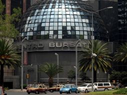 En el mercado accionario local se opera un volumen de 1.9 millones de títulos. NTX / ARCHIVO