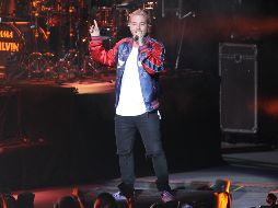 Balvin compite por artista del año, su álbum 