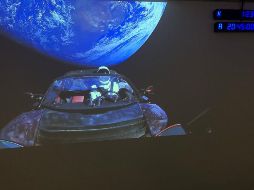 El Tesla Roadster llegó al espacio bordo del cohete Falcon Heavy. TWITTER / @elonmusk