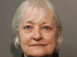 De acuerdo al periódico Daily Herald, la  mujer fue detenida por primera en 2010. Desde entonces se han registrado 18 detenciones. AP/ Chicago Police Department