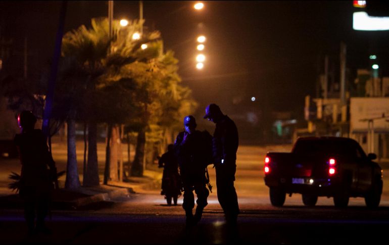 Agentes policiacos señalaron que se investigarán los antecedentes del taller mecánico. AP / ARCHIVO