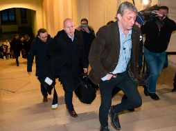 Sven Mary (centro), abogado de Abdeslam, acude al tribunal de Bruselas. AFP/J. Thys