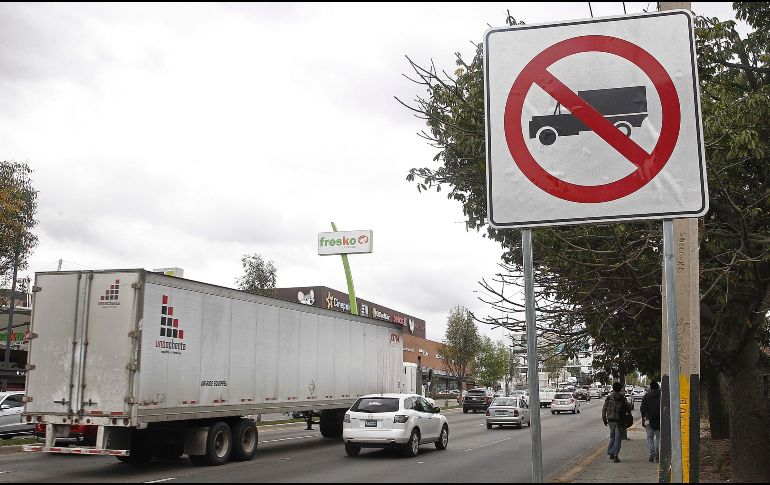 Se prevé que en la movilización participen alrededor de 300 transportistas de vehículos de carga pesada. EL INFORMADOR / ARCHIVO