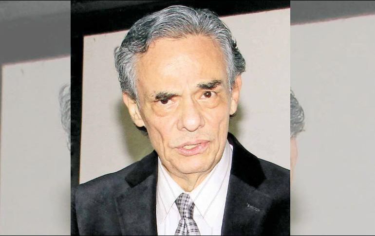 Su médico reveló que pese a que viajó sin su autorización, el cantante 