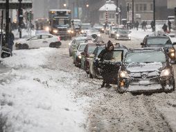 La ciudad de Chicago, acostumbrada al azote de fuertes vientos, no sufría una tormenta de tanta intensidad desde 2011. AP / R. Hein