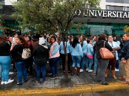 Un temblor de magnitud 5.9 ocurrió a las 8:05 horas a 65 kilómetros al suroeste de Cihuatlán, Jalisco; en la Zona Metropolitana de Guadalajara se percibió el movimiento. AFP / U. Ruiz