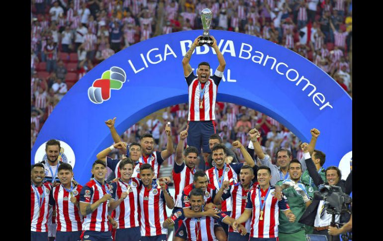 Chivas suma su corona número doce y vuelve a colocarse como el club con más títulos en México. MEXSPORT / I. Ortiz