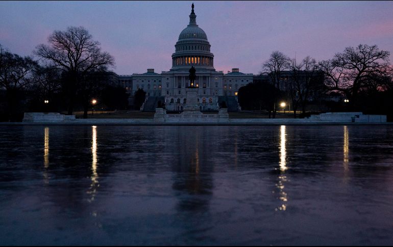 El líder de la mayoría del Senado, Mitch McConnell, republicano de Kentucky, programó una votación inicial para el lunes por la noche para comenzar el debate. AP/ARCHIVO