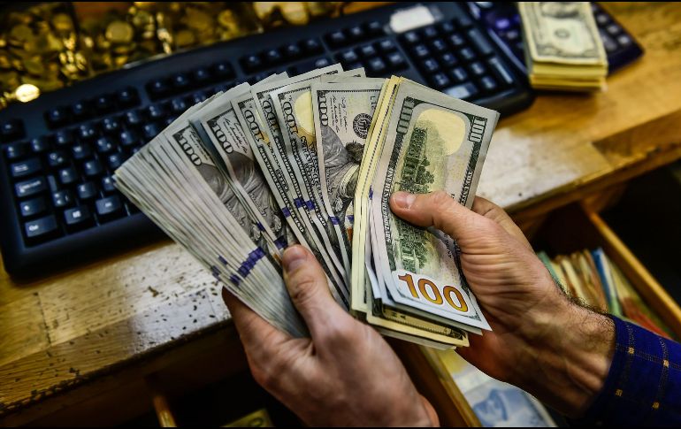 La institución financiera Banco Base prevé que el tipo de cambio se ubique este lunes entre 18.55 y 18.75 pesos. EL INFORMADOR / ARCHIVO