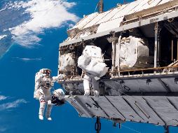 La NASA ha invertido casi 100 mil millones de dólares en la estación orbital desde la década de los noventa. AP/Archivo