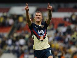 Uribe anota el segundo y el tercer tanto de los capitalinos. EFE/J. Méndez