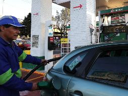 Aunque hay poibilidades de reducción en el precio de la gasolina, no pasa lo mismo con el gas LP, que está en su temporada de mayor demanda. SUN/Archivo