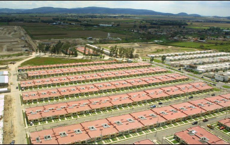 De la totalidad de los créditos hipotecarios, 70% son otorgados a través del Infonavit y del Fovissste. EL INFORMADOR/Archivo