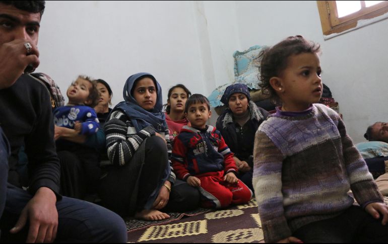 Las familias que han salido de Afrín lo han hecho a través de pasos no oficiales. AFP/A. Shafie