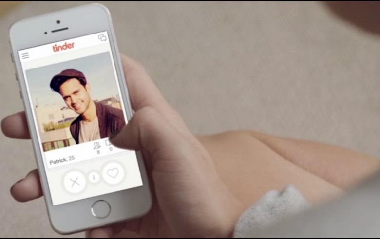 El uso de las nuevas tecnologías ha fomentado el individualismo, incluso en las relaciones interpersonales. TINDER/ESPECIAL