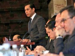 Iriarte dijo tomar positivamente las diferencias entre los diputados priistas. TWITTER/@carlosiriarte_