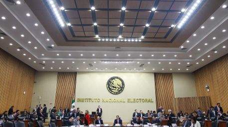 Lo anterior lo indica la actualización de monitoreo de programas de radio y televisión que difunden noticias que realizan INE y UNAM. NTX / F. Estrada