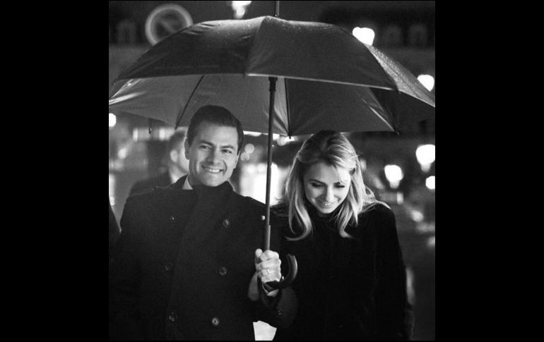 Las respuestas acumulan miles de reacciones y algunos celebran el humor con el que respondió a la foto donde con su esposa conmemora el Día de los enamorados. TWITTER / @EnriquePN