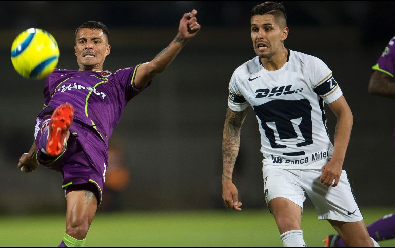 Richard Ruiz (izquierda) busca un puesto titular en el equipo vercruzano. MEXSPORT/O. Aguilar
