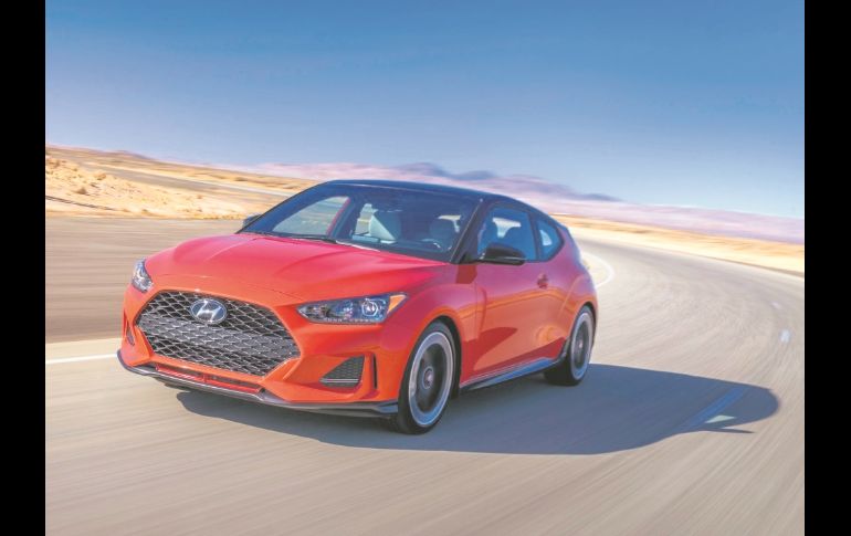 Hyundai comenzó el año exhibiendo el remozado Veloster
