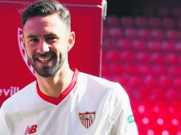 Miguel Layún. El mexicano fue convocado por Montella. EFE