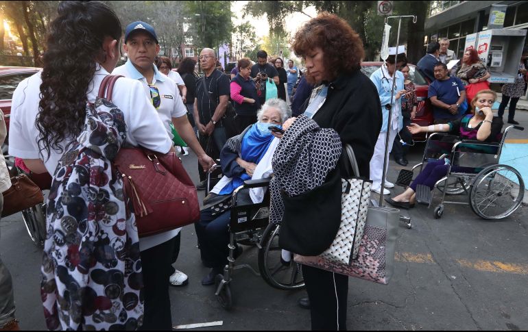 Equipos especiales ya trabajan en la reparación de las vías afectadas. SUN/B. Fregoso