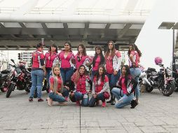 Ladies Raiders. Ingrid, tercera de izquierda a derecha y de pie, posó con sus compañeras de ruta. EL INFORMADOR/ G. Gallo