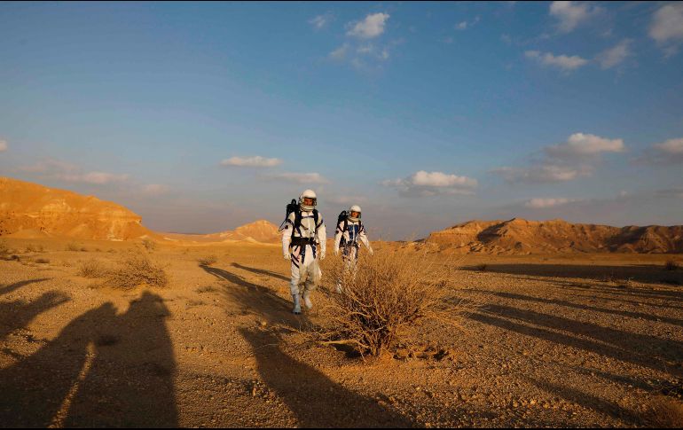 Los experimentos en los que trabajaron incluyen geobiología, radiación cósmica e impresión 3D, entre otros. AFP/M. Kahana