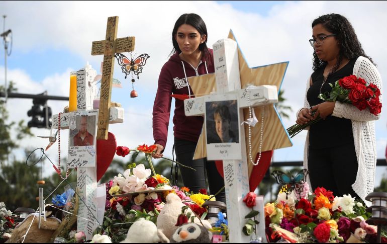 Desde hace algunos días, estudiantes de todo el país han salido a las calles para reclamar mayor control en la venta de armas. AP / R. Vogel