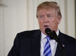 ''¿Si toda la injerencia rusa tuvo lugar durante la Administración Obama, justo hasta del 20 de enero, por qué no son ellos sujetos de la investigación?'', preguntó Trump a través de Twitter. AFP / ARCHIVO