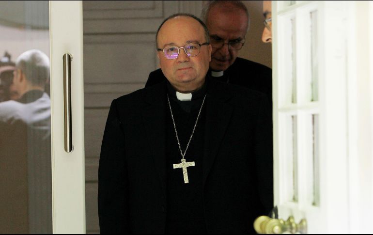 El enviado papal será sometido a cirugía este mismo miércoles y, según fuentes oficiales, desea retomar las entrevistas en cuanto le sea posible. EFE/E. GARAY