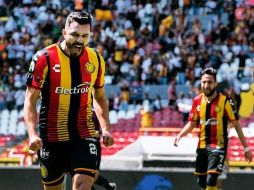 En total, Valadez ha anotado 25 goles con la camiseta de los melenudos. TWITTER/@LeonesNegrosCF