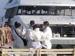 Aún no se determinan las causas de la explosión; diversas corporaciones de seguridad se trasladaron de inmediato al muelle. EFE / A. Cupul