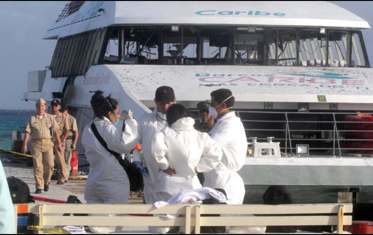 Aún no se determinan las causas de la explosión; diversas corporaciones de seguridad se trasladaron de inmediato al muelle. EFE / A. Cupul