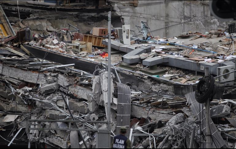 De acuerdo con el secretario de Finanzas, Edgar Amador, son cerca de 13 mil MDP del Presupuesto 2018 que se usarán para la reconstrucción. EFE / ARCHIVO