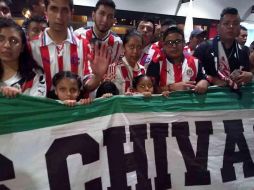 El tumulto en el aeropuerto fue aún mayor por la presencia del candidato a la presidencia Andrés Manuel López Obrador. SUN/MAR