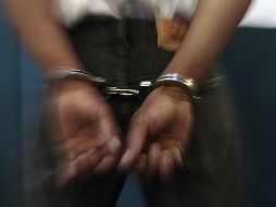 Los policías fueron requeridos por la directora del plantel luego de la agresión que perpetró el alumno de 30 años. EL INFORMADOR / ARCHIVO