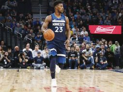 Ausente. Se espera que la lesión de Jimmy Butler evolucione satisfactoriamente. AP