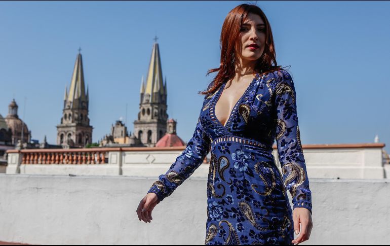 Karla Vallín. La cantante busca dejar su propio sello en el escenario. EL INFORMADOR/G. Gallo