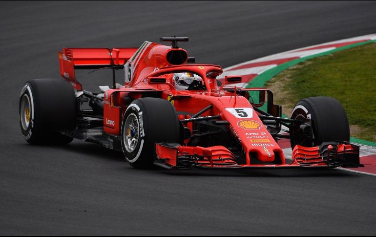 El usuario podrá elegir qué contenidos ver; así, escogerá, por ejemplo, seguir toda la carrera en la cámara a bordo de uno de los 20 monoplazas de la parrilla. TWITTER / @F1