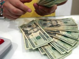 La divisa se compra en un precio mínimo de 17.15 pesos. EL INFORMADOR / ARCHIVO