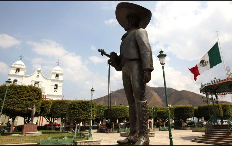 A pesar de la destrucción de plantíos y la incautación de armas, en el municipio sólo 20 personas han sido detenidas por este tipo de delitos. AFP/U. Ruiz