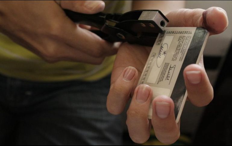 El hecho de que se definan por azar es una fórmula de combate a la desconfianza y blinda al proceso de probables intromisiones indebidas, señala Lorenzo Córdova. EL INFORMADOR / ARCHIVO