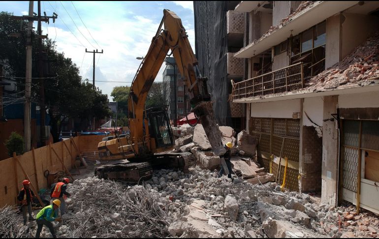 Actualmente el Infonavit ha aplicado mil 800 millones de pesos del fondo total para el arreglo de las viviendas. NTX/ ARCHIVO