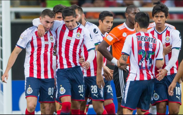 Chivas enfrentará en los cuartos de final al ganador del duelo entre los Seattle Sounders y el Santa Tecla. MEXSPORT / C. de Marchena
